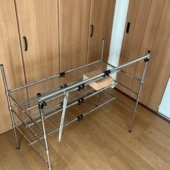 押入れハンガーラックの画像