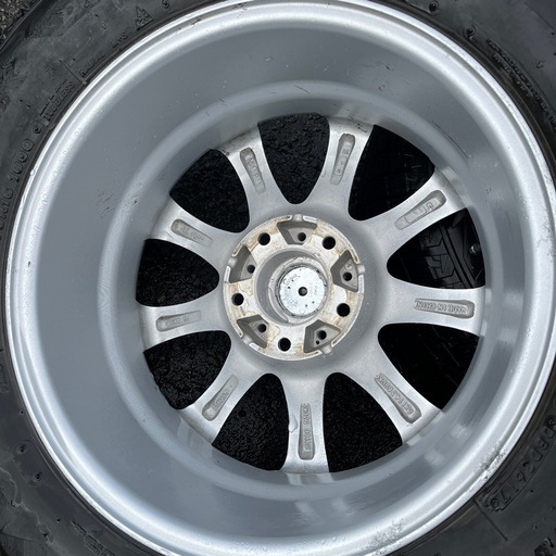 【取引終了致しました】スタッドレスタイヤ付16インチホイール（4本）　215 70 R16 ブリヂストンDMV-2