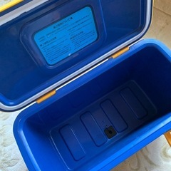 CAMELキャメルクーラーボックスの画像