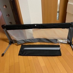 旅行に◎子供転落防止！ベッドガード　130cm幅の画像