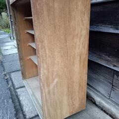 昭和な下駄箱　引戸なし　幅約７３cm　奥行約３４.５cm　高さ約８９cmの画像