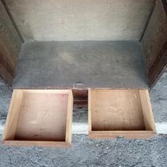 昔の収納棚　幅約５５cm　奥行約２５cm　高さ約８８cm　本棚などにの画像