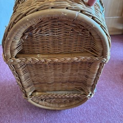 ラタンバスケットの画像