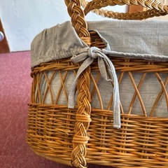ラタンバスケットの画像