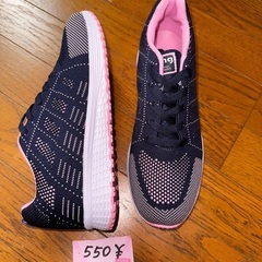 SALE - 未使用新品女性用軽量ランニングシューズの画像