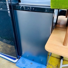売約済み【池上店】  冷凍庫 家庭用 小型 64L 右開き ノン...
