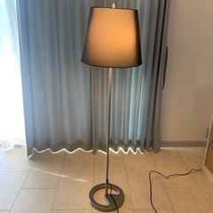 オシャレなスタンドライト