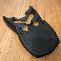 NMAX用リアキャリアとトップケースボックスのセットの画像