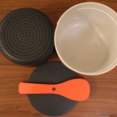【美品/3回使用】ジョセフジョセフ　電子レンジライスクッカーの画像