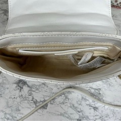 ZARA ショルダーバッグの画像