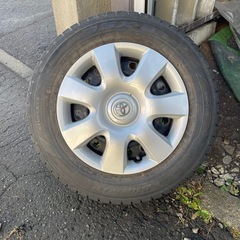 スタッドレスタイヤ 205 65 15 DUNLOP DSX-2 冬タイヤ とりあえずのタイヤに トヨタ ホイールカバー  ４本セット  の画像
