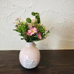 新品5000円フラワーベースとお花のセットの画像