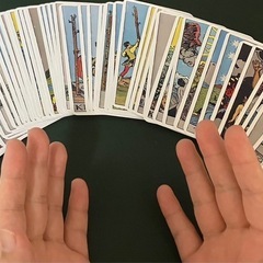 タロットカードに興味がある人いませんか? - 広島市