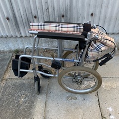 車椅子の画像