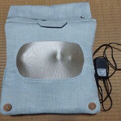 ルルド　マッサージクッションのカバーとACアダプター