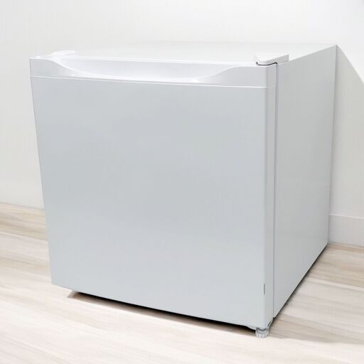 24Y750 ジA MAXZEN マクスゼン 前開き冷凍庫 JR031ML01WH 1ドア 31L 2023年製 中古品