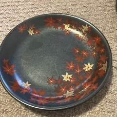 紅葉柄プレート
の画像
