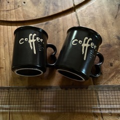 小さ目マグカップ　黒コーヒーマグ