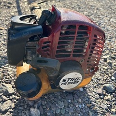 STIHL / スチール 軽量 2スト刈払機の画像
