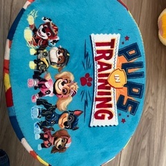 パウパトロール　椅子？台？みたいなもの