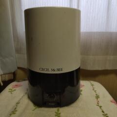 セシルマクビー   ノベルティの加湿器