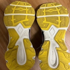 Umbro korea 韓国限定　24㎝　ホワイト/ピンク スニーカーの画像