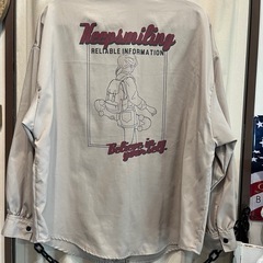PLYMTONE ベージュ ボタンシャツの画像