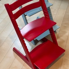 STOKKEハイチェア2脚セット（無料）