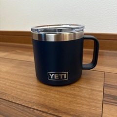 YETI コップの画像