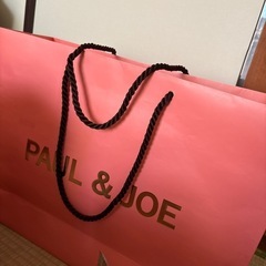 paul and joe 紙袋の画像