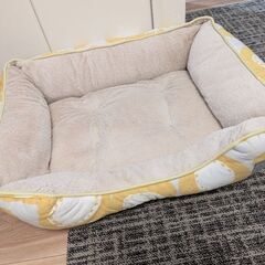 ほぼ未使用　冬用あったかペット用ベッド　大きめ　多頭飼いにも