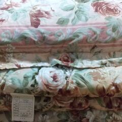 敷布団１００×２００cm１枚と枕２個のセット　ポリエステル綿　　の画像