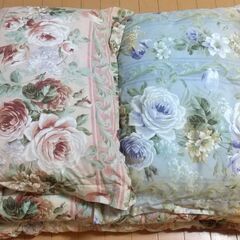 敷布団１００×２００cm１枚と枕２個のセット　ポリエステル綿　　の画像