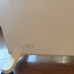 デロンギパネルヒーターの画像