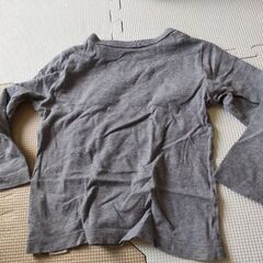 Gap　80cm　長袖　カットソー　消防車柄　２歳の画像