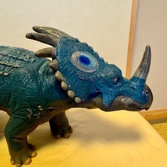 恐竜フィギュアの画像