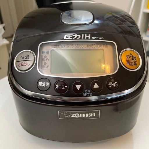 ZOJIRUSHI 　17年製　炊飯器　3合炊き