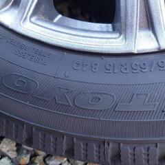 スタッドレスタイヤ 175/65R15 4本セットの画像