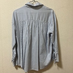 スキッパーブラウスの画像