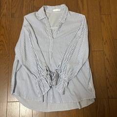スキッパーブラウスの画像