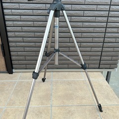 カメラ　三脚