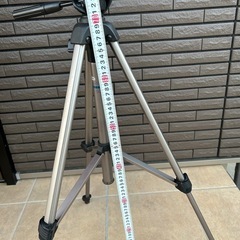 カメラ　三脚の画像
