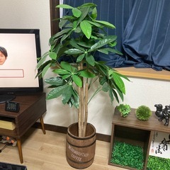 お洒落‼️造花‼️😊木製バケツ🪣　観葉植物🪴