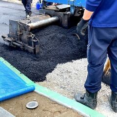 【休日130日以上実績】舗装・土木工事作業スタッフ／豊橋／未経験...