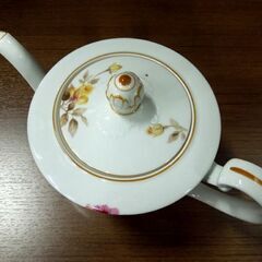オールドノリタケ ティーポット マルキ印 アラベスク風 刻印 薔薇柄 花柄 茶器 ヴィンテージ 札幌市 新道東店の画像