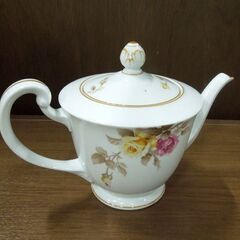 オールドノリタケ ティーポット マルキ印 アラベスク風 刻印 薔薇柄 花柄 茶器 ヴィンテージ 札幌市 新道東店の画像