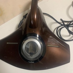 テーブルライト、布団掃除機