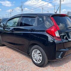 車検2年付き　H26年式　（ホンダ　フィット　GK3）49.8万円　11514の画像
