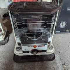 引き取り予定になりました。　中古　ストーブ　まだ使える。1