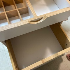 【取引中】ドレッサー付き　収納棚の画像